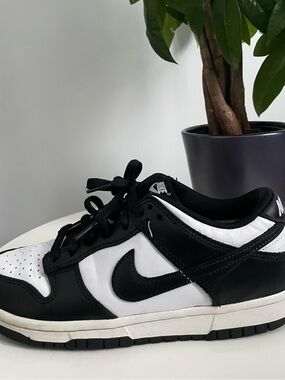 Women Size 6.5 Nike Panda Dunks Black White Shoes Boy 5Y